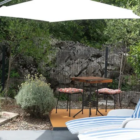 아파트 Art By Guide 카스타브