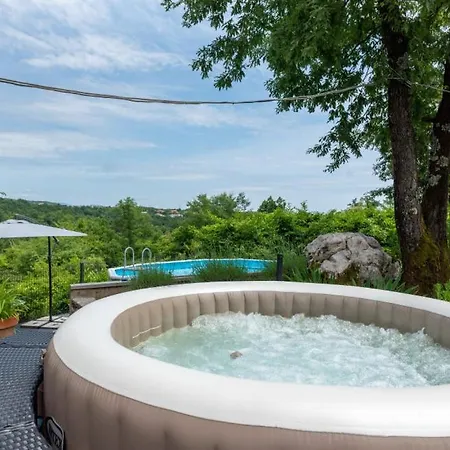 Art By Guide Apartman